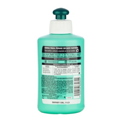 Crema para peinar de 300ml de la línea Garnier Fructis Aloe Hidra Bomb.